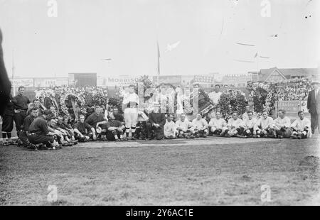 Mike Donlins Rückkehr zu den Giants geehrt auf Polo Grounds, New York, NL (Baseball), 28. Juni 1911, Glass negative, 1 negativ: Glas; 5 x 7 Zoll Oder kleiner. Stockfoto