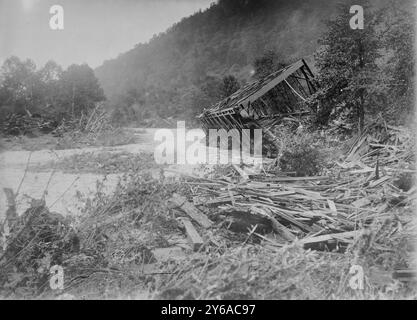 Austin Dam Disaster - RR Bridge, Costello, zwischen ca. 1910 und ca. 1915, Costello, Glasnegative, 1 negativ: Glas; 5 x 7 Zoll Oder kleiner. Stockfoto