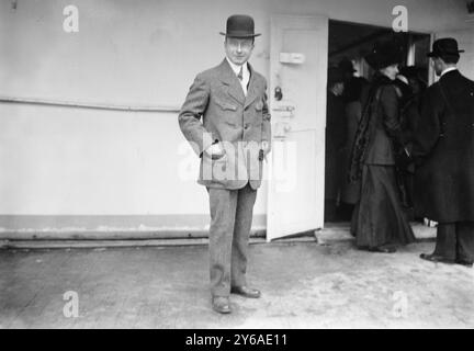 Dr. A. Carrel, Foto zeigt den französischen Arzt Alexis Carrel (1873-1944), der 1912 den Nobelpreis für Medizin gewann., 1912. Nov., Glasnegative, 1 negativ: Glas; 5 x 7 Zoll. Oder kleiner. Stockfoto