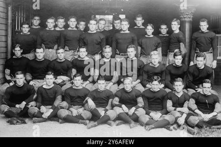 Harvard Varsity Football Team, 1912, 1912, Glass negative, 1 negativ: Glass; 5 x 7 Zoll Oder kleiner. Stockfoto