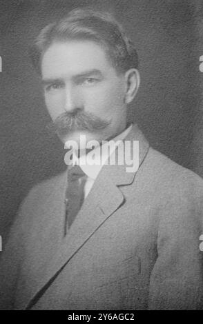 Prof. H.W. Mumford, Foto zeigt Herbert Windsor Mumford I (1871-1938), Professor für Landwirtschaft an der University of Illinois at Urbana-Champaign., zwischen ca. 1910 und ca. 1915, Glasnegative, 1 negativ: Glas; 5 x 7 Zoll. Oder kleiner. Stockfoto