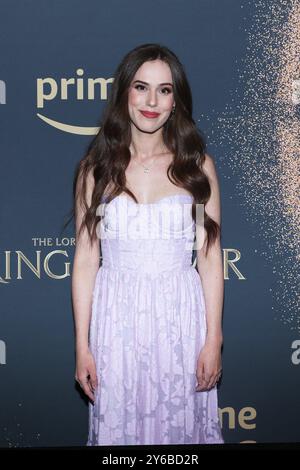 New York, USA. Ny. September 2024. Alyssa Jaffe at Arrivals for THE LORD OF THE RINGS: THE RINGS OF POWER Season 2 Event, The Whitby Hotel, New York, New York, NY, 24. September, 2024. Quelle: Manoli Figetakis/Everett Collection/Alamy Live News Stockfoto