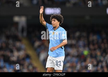 Manchester, Großbritannien. September 2024. Rico Lewis von Manchester City während des Carabao Cup-Spiels Manchester City gegen Watford im Etihad Stadium, Manchester, Vereinigtes Königreich, 24. September 2024 (Foto: Cody Froggatt/News Images) in Manchester, Vereinigtes Königreich am 24. September 2024. (Foto: Cody Froggatt/News Images/SIPA USA) Credit: SIPA USA/Alamy Live News Stockfoto