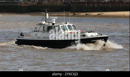 London, Großbritannien. August 2024. Port Health Authority (Londinium III) geht vorbei am National Maritime Museum in Greenwich an der Themse am 23. September 2024 Credit: Action Foto Sport/Alamy Live News Stockfoto