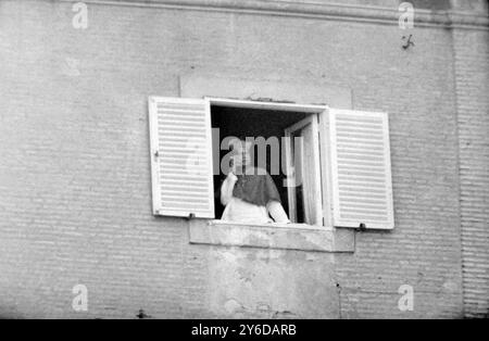 DER NEUE PAPST IST KARDINAL GIOVANNI BATTISTA MONTINI IN ROM, ITALIEN; 21. JUNI 1963 Stockfoto