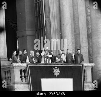 DER NEUE PAPST IST KARDINAL GIOVANNI BATTISTA MONTINI IN ROM, ITALIEN; 21. JUNI 1963 Stockfoto