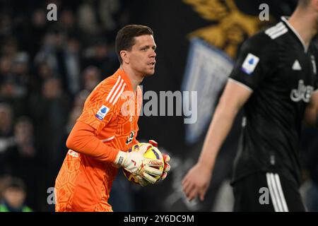 Roma, Italien. April 2023. Foto Fabrizio Corradetti/LaPresse 08 April 2023 Roma, Italia - SS Lazio vs Juventus FC- Campionato italiano di calcio Serie A TIM 2022/2023 - Stadio Olimpico. Nella Foto: Wojciech Szczesny (Juventus) 08. April 2023 Rom, Italien - SS Latium vs Juventus FC - italienische Fußballmeisterschaft der Serie A 2022/2023 - Olympisches Stadion. Auf dem Foto: Wojciech Szczesny (Juventus) Credit: LaPresse/Alamy Live News Stockfoto