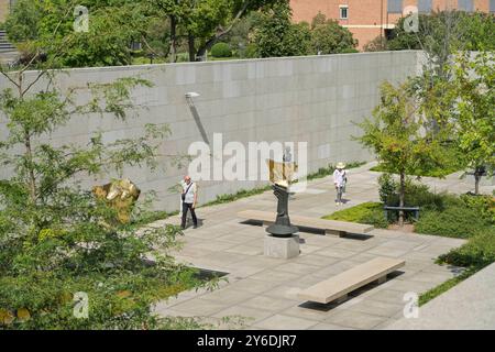 Skulpturengarten, Neue Nationalgalerie, Potsdamer Straße, Mitte, Berlin, Deutschland *** Skulpturengarten, Neue Nationalgalerie, Potsdamer Straße, Mitte, Berlin, Deutschland Stockfoto