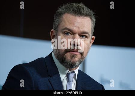 Schauspieler Matt Damon, Mitbegründer von Water.org, sitzt auf einer Podiumsdiskussion, als Mike Bloomberg am 24. September 2024 den Earthshot Innovation Summit im Plaza Hotel in New York, NY, ausrichtet. (Foto: Laura Brett/SIPA USA) Credit: SIPA USA/Alamy Live News Stockfoto