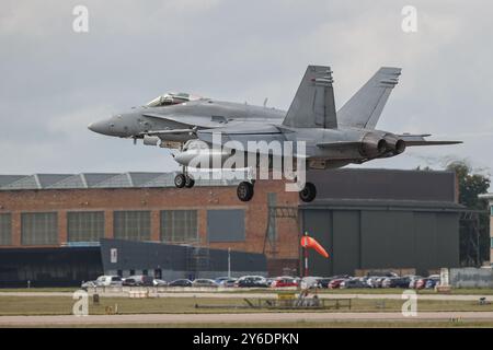 Waddington, Großbritannien. September 2024. Eine finale Air Force F-18 landet während der Übung von Cobra Warrior 24-2 Royal Air Force Waddington auf der Royal Air Force Station Waddington, Waddington, Vereinigtes Königreich, 25. September 2024 (Foto: Alfie Cosgrove/News Images) in Waddington, Vereinigtes Königreich am 25. September 2024. (Foto: Alfie Cosgrove/News Images/SIPA USA) Credit: SIPA USA/Alamy Live News Stockfoto