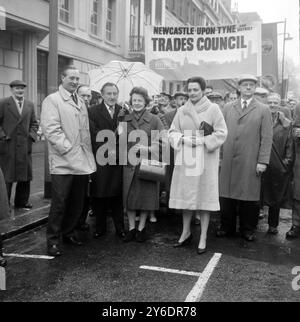 GREENWOOD A EMPLOYMENT MARCH ST PANCRAS / ; 26. MÄRZ 1963 Stockfoto