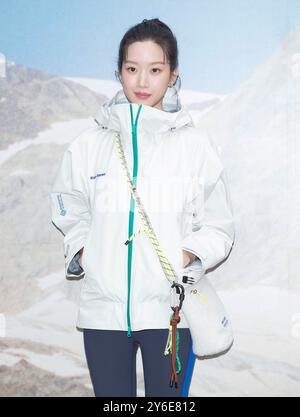 Seoul, Südkorea. September 2024. Die südkoreanische Schauspielerin Moon GA-Young nimmt am 25. September 2024 an einem Fotogespräch für den Pop-up-Store Kolon Sport & Designer Wales Bonner in Seoul Teil. (Foto: Lee Young-HO/SIPA USA) Credit: SIPA USA/Alamy Live News Stockfoto