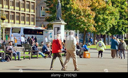 Glasgow, Schottland, Großbritannien. September 2024. Wetter in Großbritannien: Sonnig im Zentrum der Stadt. Credit Gerard Ferry/Alamy Live News Stockfoto