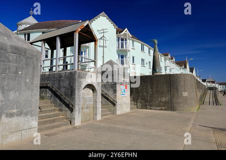 Meeresspaziergang und Strand, Swansea Maritime Quarter, Swansea, South Wales. Stockfoto