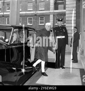 DER INDISCHE PREMIER PANDIT JAWAHARLAL NEHRU IN LONDON ; 18. SEPTEMBER 1962 Stockfoto