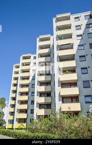 Hochhaus, Lipschitzallee, Gropiusstadt, Neukoelln, Berlin, Deutschland *** Hochhaus, Lipschitzallee, Gropiusstadt, Neukoelln, Berlin, Deutschland Stockfoto