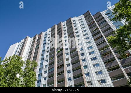 Hochhaus, Lipschitzallee, Gropiusstadt, Neukoelln, Berlin, Deutschland *** Hochhaus, Lipschitzallee, Gropiusstadt, Neukoelln, Berlin, Deutschland Stockfoto