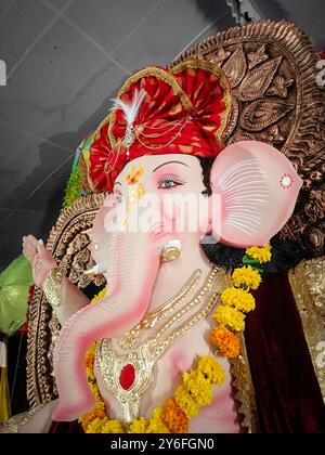 Wunderschöne Skulptur von Lord Ganesh, Indian Ganesha Festival Stockfoto