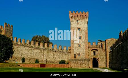 Die Stadtmauern von Castello Carrarese, das Herz der Stadt Este. Padua. Italien Stockfoto