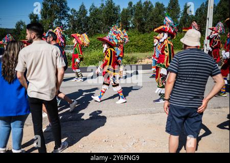 Das fest des Heiligen Johannes von Sobrado, auch bekannt als Bugiada und Mouriscada de Sobrado, findet in Form eines Kampfes zwischen Mauren und Christen statt Stockfoto