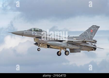 Polnische Luftwaffe General Dynamics F-16, während, Übung Cobra Warrior, 25. September 2024, RAF Waddington, Lincolnshire, Vereinigtes Königreich Stockfoto