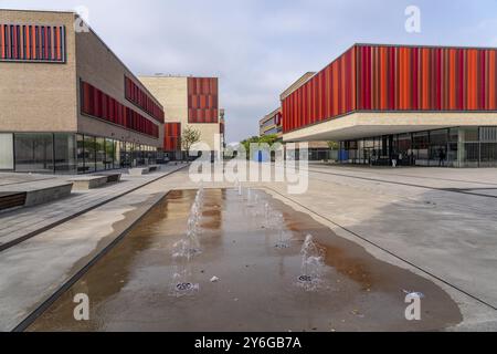 Der Campus der Hochschule für Angewandte Wissenschaften Ruhr West, HRW, einer staatlichen Fachhochschule für Ingenieurwissenschaften, in Mühlheim an de Stockfoto