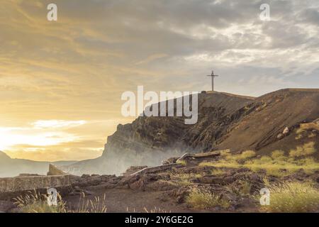 Masaya Volcano Nationalpark Nicaragua: Blick auf Natur und Landschaft bei Sonnenuntergang, in dieser Gegend mit einem aktiven Vulkan Stockfoto