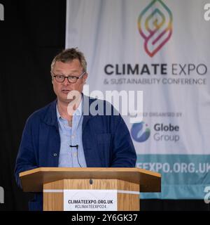 Uttoxeter, Mitarbeiter, Großbritannien. September 2024. Hugh Fearnley-Whittingstall hält die Hauptredner auf der Midlands Climate Expo. Credit Mark Lear/Alamy Stockfoto