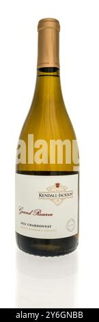 Winneconne, WI - 22. Juni 2024: Eine Flasche Kendall Jackson Grand Reserve Wein auf einem isolierten Hintergrund. Stockfoto