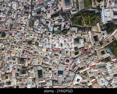 Antenne Draufsicht der alten Medina von Fes, Marokko (Fes el Bali Medina) Stockfoto