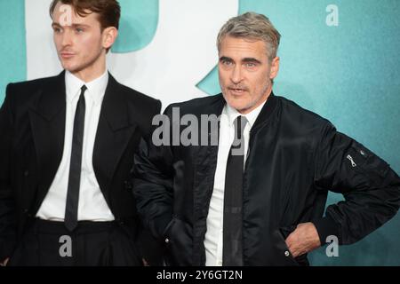 London, Großbritannien. September 2024. Im Bild: Harry Lawtey und Joaquin Phoenix nehmen an der britischen Premiere von Joker: Folie à Deux in der Cineworld am Leicester Square Teil. Quelle: Justin Ng/Alamy Live News Stockfoto