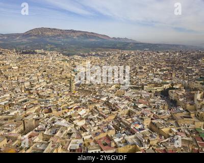Die alte Medina in Fez, Marokko (Fez El Bali Medina) aus der Vogelperspektive Stockfoto