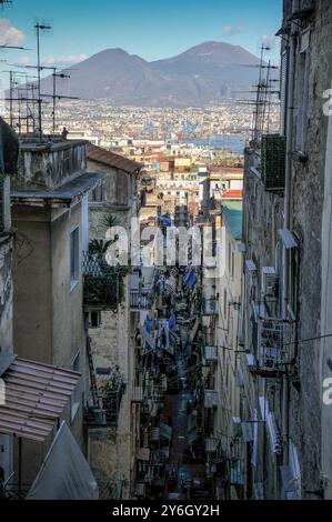 Blick auf die Gasse des spanischen Viertels vom Corso Vittorio Emanuele Stockfoto