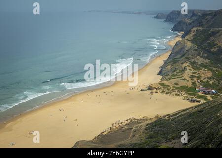 Blick auf den Cordoama Beach in der Nähe von Vila do Bispo in der Algarve, Portugal, Europa Stockfoto