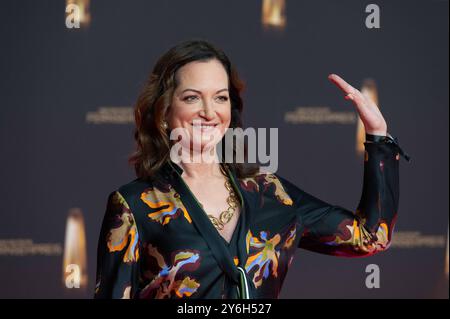 Natalia WOERNER, Wörner, Schauspielerin, Roter Teppich, Roter Teppich Show, Ankunft, Ankunft, Verleihung des Deutschen Fernsehpreises, der Deutsche Fernsehpreis 2024, Deutscher Fernsehpreis 2024 in den MMC Studios Köln, am 25.09.2024. *** Natalia WOERNER, Wörner, Schauspielerin, Roter Teppich, Roter Teppich Show, Anreise, Anreise, Deutscher Fernsehpreis, Deutscher Fernsehpreis 2024, Deutscher Fernsehpreis 2024 in den MMC Studios Köln, am 25 09 2024 Stockfoto