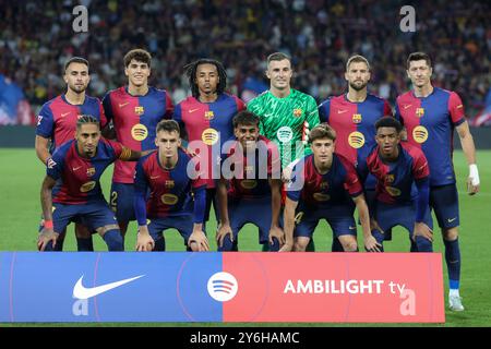 BARCELONA, SPANIEN – 25. SEPTEMBER: Spieler des FC Barcelona posieren vor dem Liga EA Sports Spiel zwischen dem FC Barcelona und Getafe CF bei den Estadi Olimpic Lluis Companys am 25. September 2024 in Barcelona Stockfoto