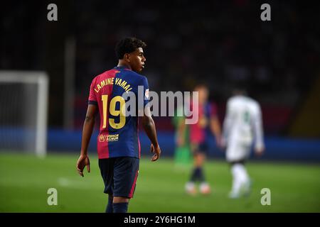 Barcelona, Esp. September 2024. FC BARCELONA GEGEN GETAFE CF. 25. September 2024 Lamine Yamal (19) des FC Barcelona während des Spiels zwischen dem FC Barcelona und Getafe CF, das dem siebten Tag der La Liga EA Sports im Olimpic-Stadion Lluis Companys aus Montjuic in Barcelona entspricht. Quelle: Rosdemora/Alamy Live News Stockfoto