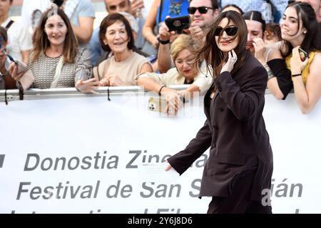 Monica Bellucci bei der Ankunft am Hotel Maria Cristina auf dem 72. Internationales Filmfestival San Sebastian / Festival Internacional de Cine de San Sebastián. San Sebastian, 25.09.2024 Stockfoto