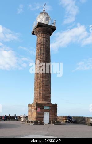Whitby Harbour West Pier Lighthouse Stockfoto