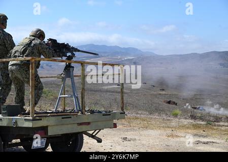 Mitglieder der Küstenwache Port Security Unit 311 nehmen an einem Waffentraining auf einem Camp Pendleton Schießstand in Kalifornien Teil, Samstag, 21. September, 2. September Stockfoto