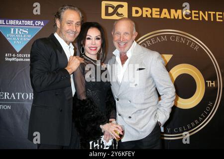 CA. 25. September 2024. Gäste, die zur jährlichen Gala der Nacht der Träume im LA Dream Center, The Beverly Hills Hotel, Beverly Hills, CA, am 25. September 2024 ankommen. Quelle: Priscilla Grant/Everett Collection/Alamy Live News Stockfoto