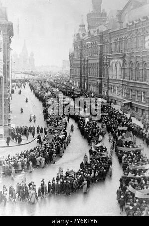 15. Jahrestag der Gründung des sowjetischen Regimes - Woroschilow, Stalin, Molotow, Kalinin November 1932 Stockfoto