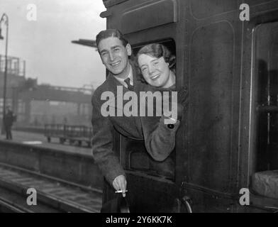 In Waterloo. Nach der Abfahrt mit den „Brighton Follies“ für eine Tour durch Südafrika. Mr. Rogden Millard und Miss Frances Seymour. 27. November 1936 Stockfoto