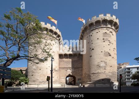 Serrano Towers - Torres de Serranos - im. Die Türme befinden sich auf der Plaza de los Fueros in Valencia, Spanien Stockfoto