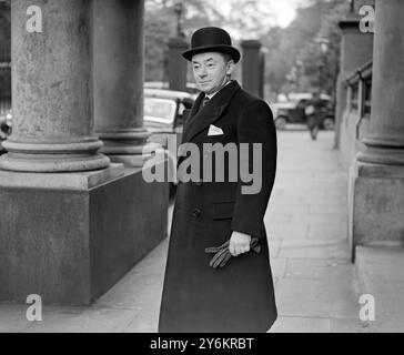 Ich verließ die französische Botschaft für sein Gespräch mit Lord Halifax. Paul Reynaud ( einer der "Big Six"-Kabinette Frankreichs ) 20. Mai 1938 Stockfoto