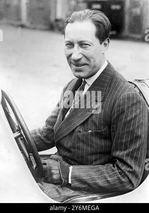 Herr Divo, der den Schnelltest der „Fre Formula“ bei dem Treffen gewann, das vom französischen Automobilclub auf der geschlossenen Straßenkurse in der Nähe von Paris organisiert wurde. 4. Juli 1927 Stockfoto