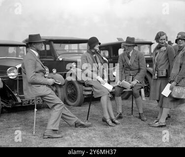 Meynell Hunt. Zeigen Sie auf Ednaston Major McLachlan, Mrs. Und Mr. George, während Fillingham, Miss K. Obrien und Mrs. Player Stockfoto