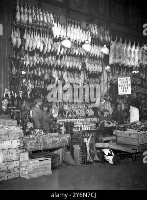 Weihnachts-Geflügel auf dem Leadenhall Market. 16 Dezember 1927 Stockfoto