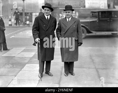 Westminster - Ankunft der Mitglieder und Wahl des Führers der Labour Party. Munroe (links) und G. Rowlands. Stockfoto