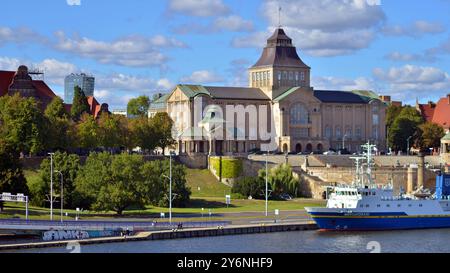 Szczecin, Polen. 14. September 2024. Blick auf Chrobry Shafts und die oder. Stockfoto